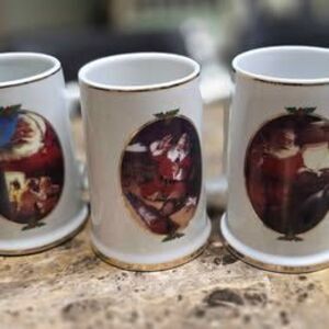 VINTAGE Christmas Mugs